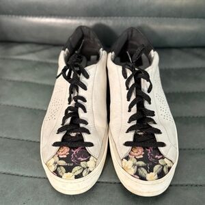 P448 Floral Accent Women's Sneakers